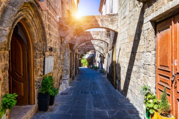 Private Walking Tour in Rhodes Time-Honored Jewish Quarter 